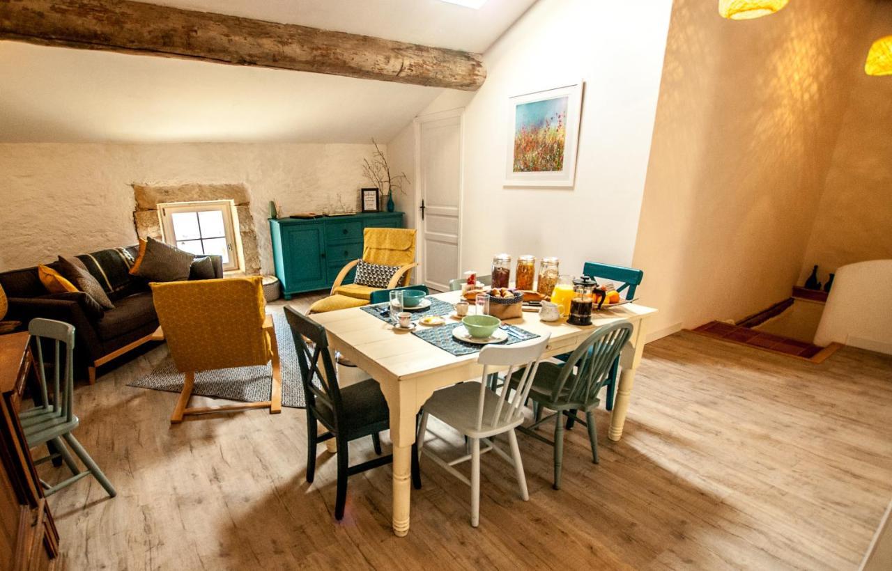 La Calade Bed and Breakfast Montouliers Eksteriør billede