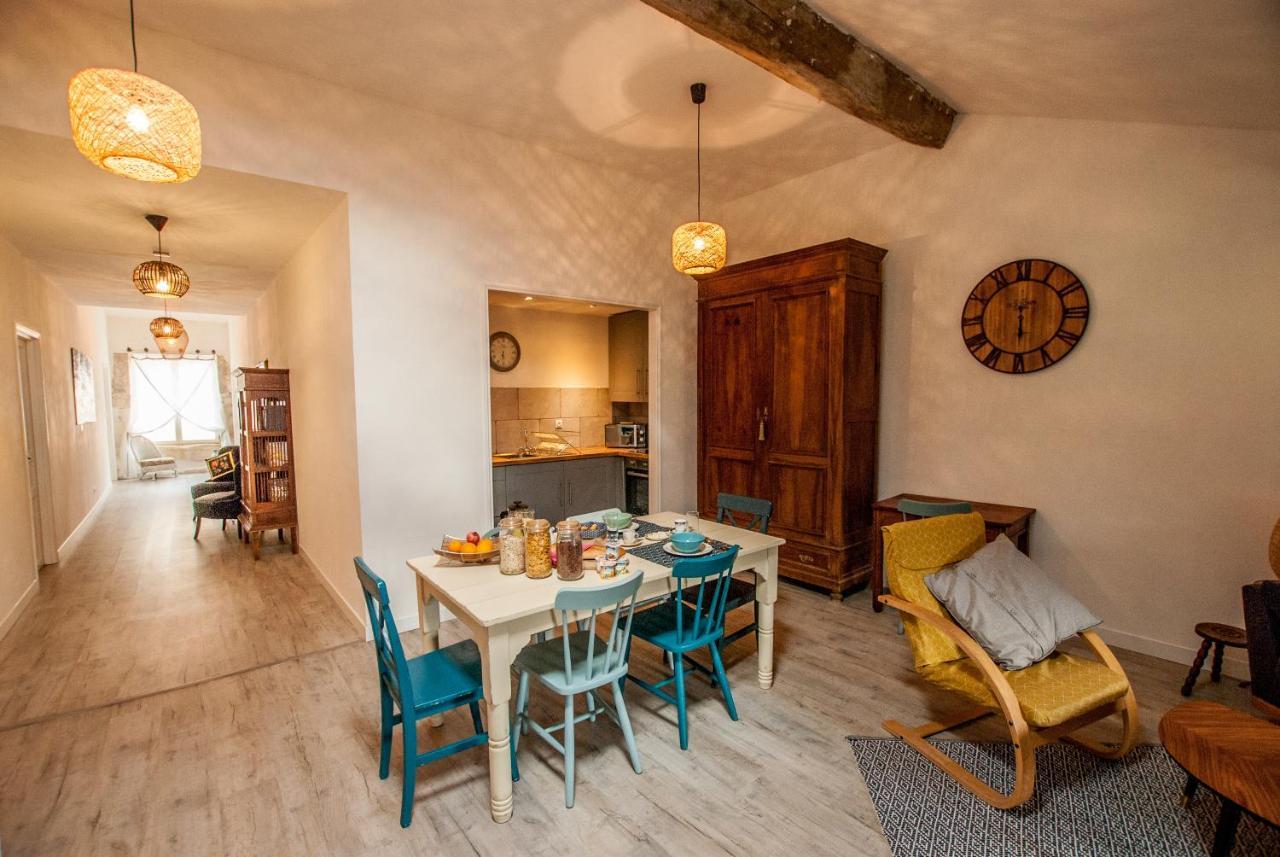 La Calade Bed and Breakfast Montouliers Eksteriør billede