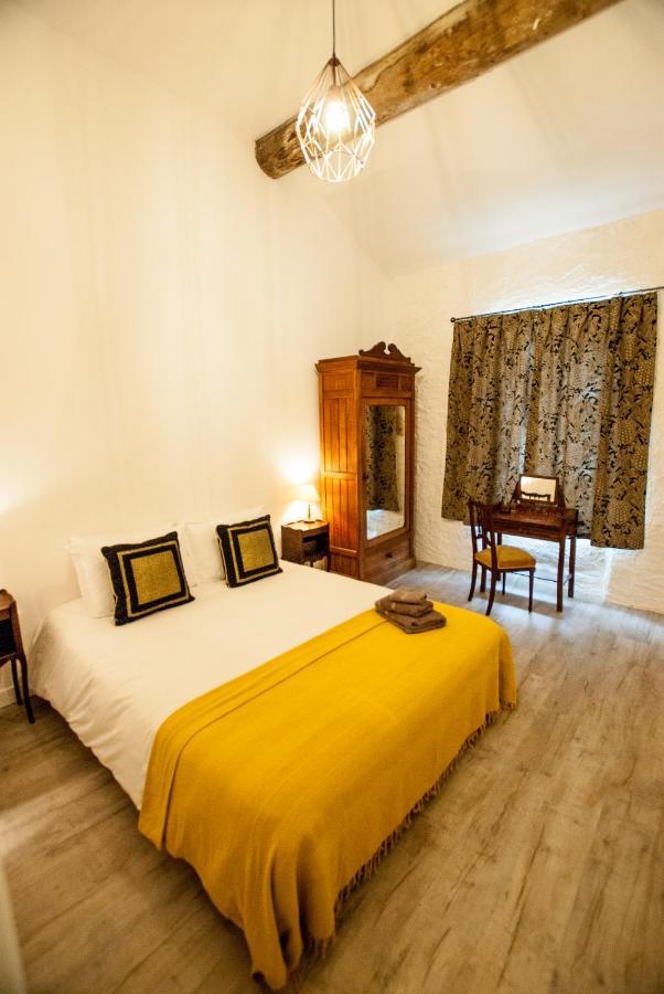 La Calade Bed and Breakfast Montouliers Eksteriør billede
