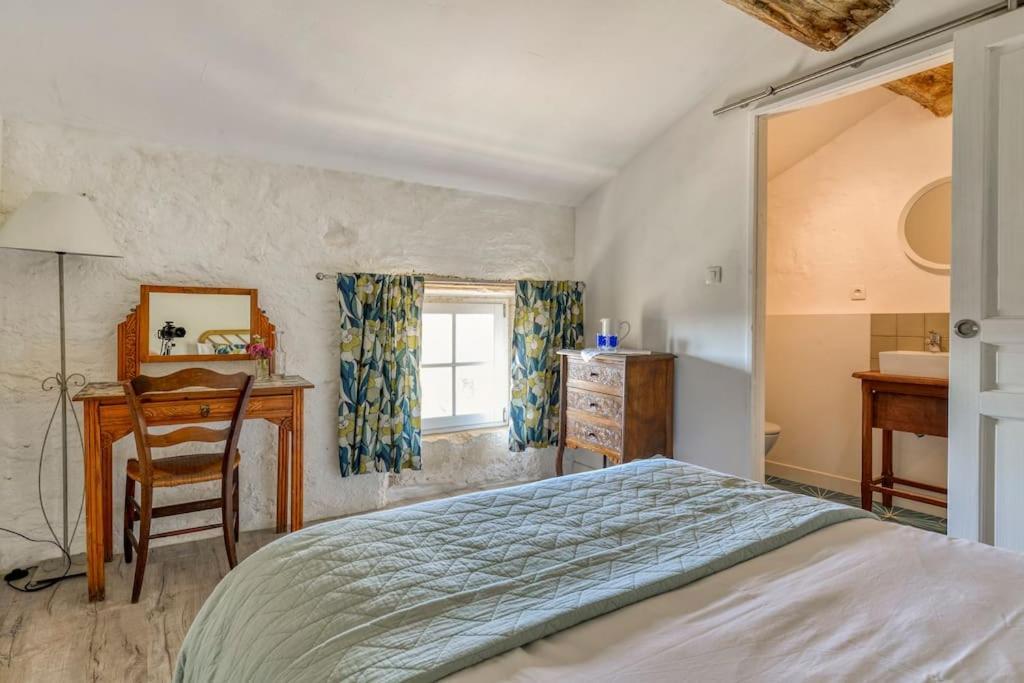 La Calade Bed and Breakfast Montouliers Eksteriør billede