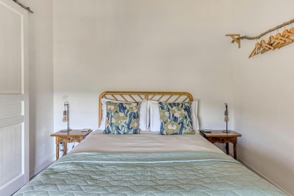 La Calade Bed and Breakfast Montouliers Eksteriør billede